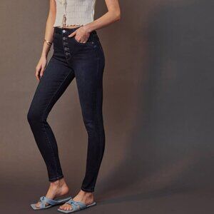KanCan Kalista Ultra High Rise Super Skinny Jeans - NWT